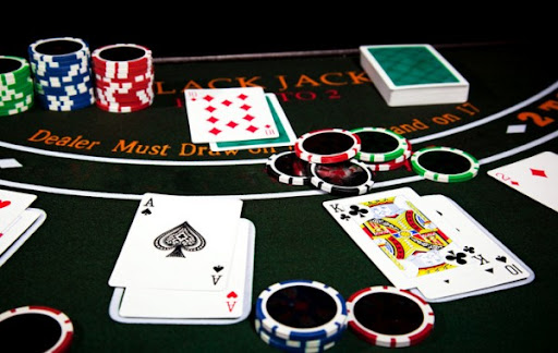 Bermain Poker Online Dan Dapatkan Keuntungan Melimpah